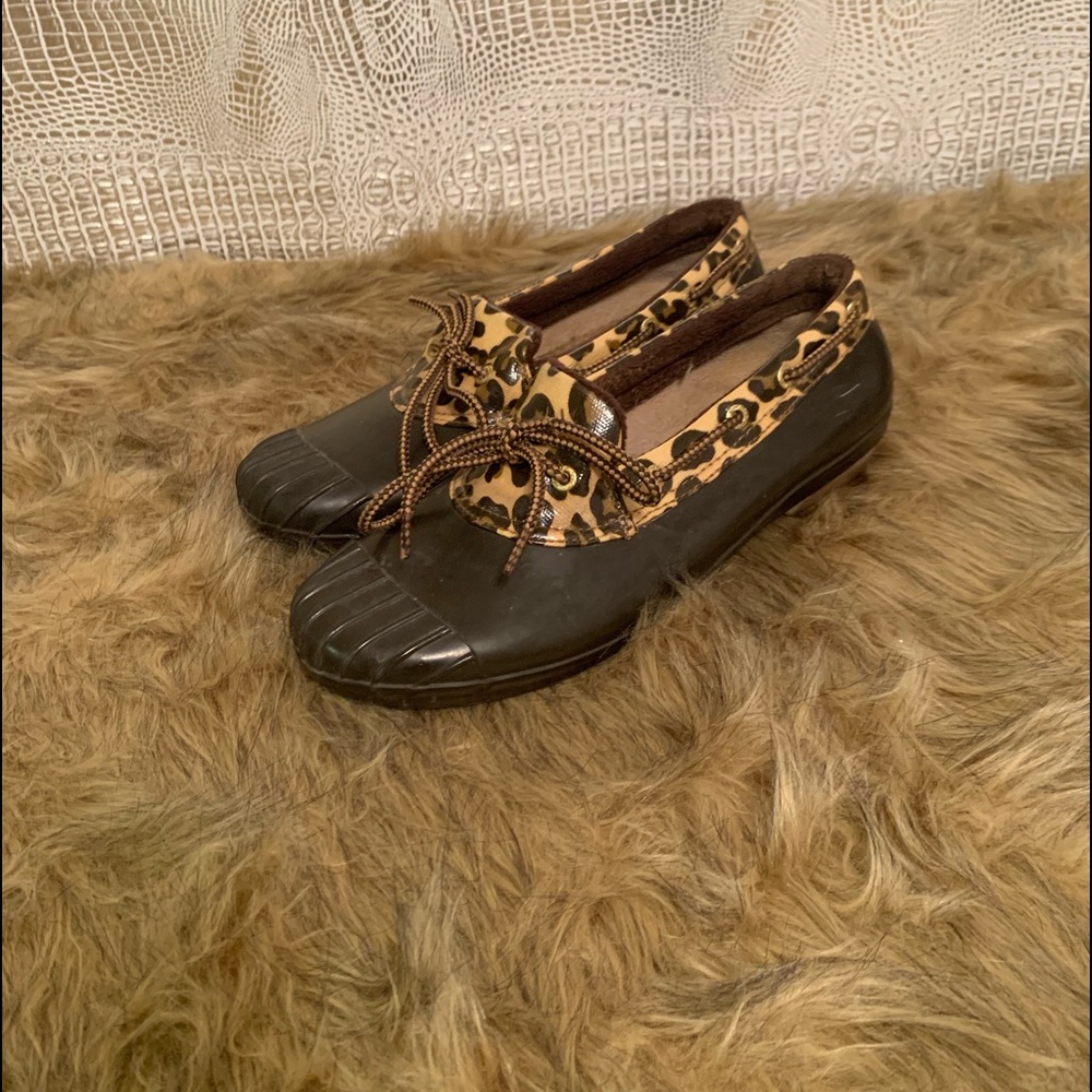 Sperry top sliders (super cute)